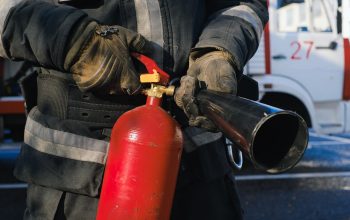 Jak zabezpieczyć firmę przed pożarem