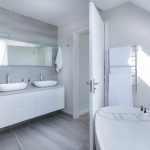 Jak stworzyć funkcjonalną przestrzeń w łazience?