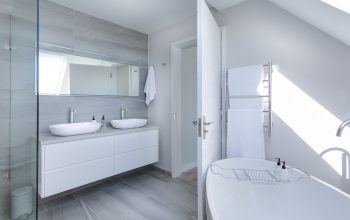 Jak stworzyć funkcjonalną przestrzeń w łazience?